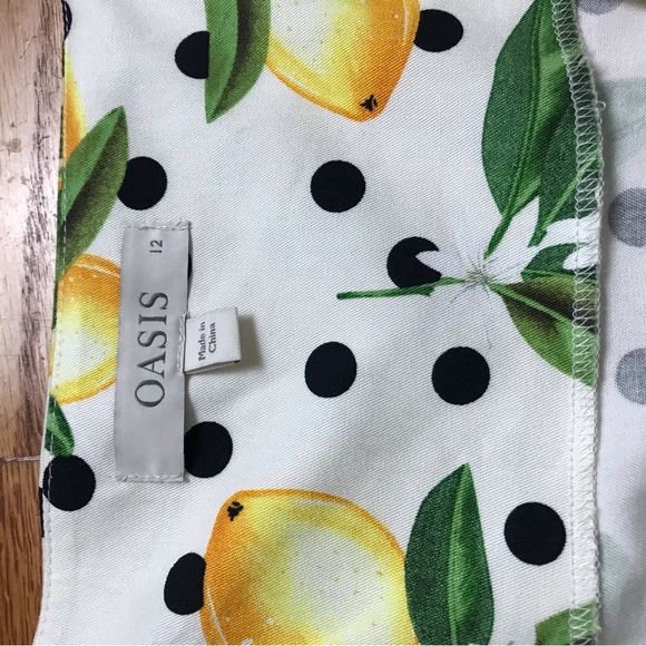 Oasis Lemon Pattern Blouse - Picture 8 of 11